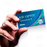 Lentes de Contato Air Optix Plus HydraGlyde - Mão e Caixa